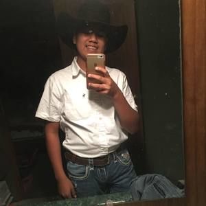 Meet your Posher, Louis